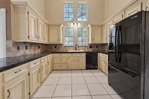 5802 Ashmere Ln, Spring, TX 77379 - Photo 10