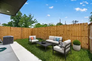 6747 Liverpool St, Houston, TX 77021 - Photo 38