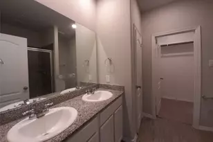 911 Cobalt Crest Ln, Houston, TX 77336 - Photo 8
