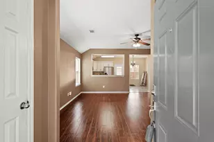 2813 Waterside Trail, Pearland, TX 77584 - Photo 4