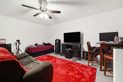 15011 Royal Shadows Drive, Houston, TX 77082 - Photo 14