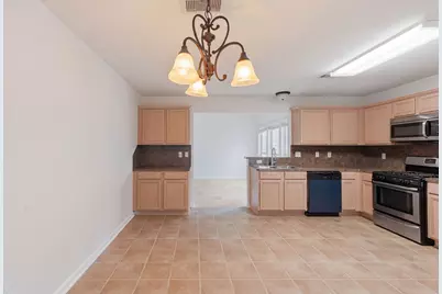 1004 Oak Glen Drive, Conroe, TX 77378 - Photo 12