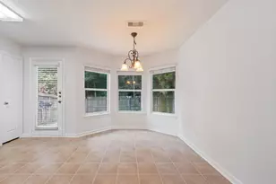 1004 Oak Glen Dr, Conroe, TX 77378 - Photo 10
