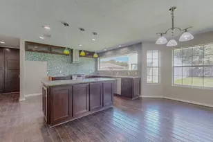 9008 Oak Vista, Orange, TX 77630 - Photo 16