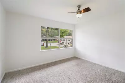 527 Gardenia Street, Lake Jackson, TX 77566 - Photo 14