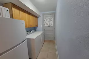 717 Church St, Galveston, TX 77550 - Photo 18