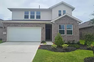 8423 Bay Rdg Cir, Baytown, TX 77523 - Photo 2