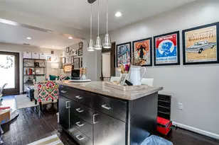 910 W 9th St, Houston, TX 77007 - Photo 12