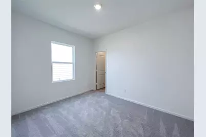 680 Amesbury Road, Conroe, TX 77316 - Photo 14