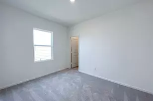 680 Amesbury Rd, Conroe, TX 77316 - Photo 14