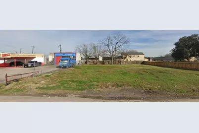1009 Lawrence Street, Rosenberg, TX 77471 - Photo 2