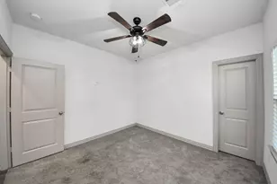 9720 Garcroft St, Houston, TX 77029 - Photo 26