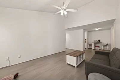 10049 Westpark Drive #116, Houston, TX 77042 - Photo 8