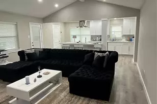 10606 Hoyte Dr, Houston, TX 77031 - Photo 8