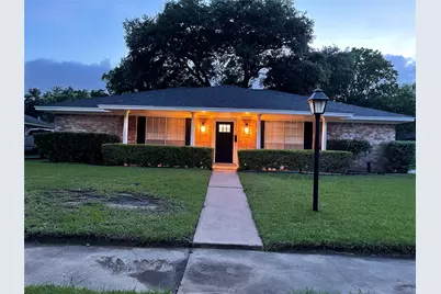 10606 Hoyte Drive, Houston, TX 77031 - Photo 2