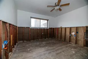 86 County Rd 319, Cleveland, TX 77327 - Photo 18