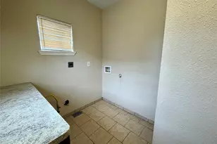 429 W 2nd St, Freeport, TX 77541 - Photo 30