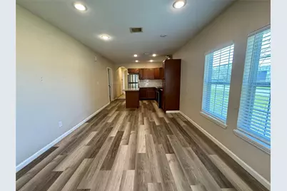 429 W 2nd Street, Freeport, TX 77541 - Photo 4