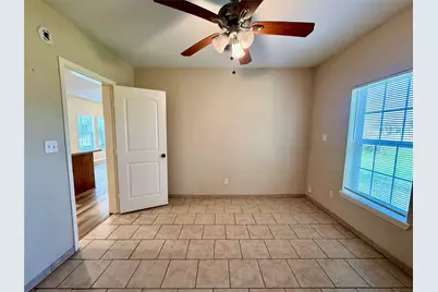 429 W 2nd Street, Freeport, TX 77541 - Photo 22