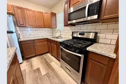 429 W 2nd Street, Freeport, TX 77541 - Photo 6