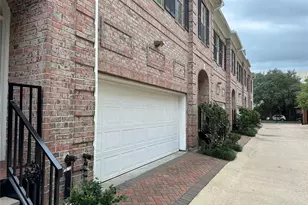 6857 Staffordshire Blvd, Houston, TX 77030 - Photo 2