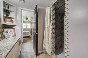 1327 Fallbrook Dr, Houston, TX 77038 - Photo 22