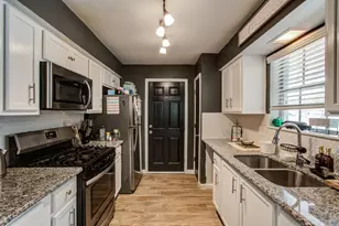 1327 Fallbrook Dr, Houston, TX 77038 - Photo 12