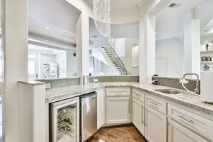 4736 Post Oak Timber Dr, Houston, TX 77056 - Photo 12