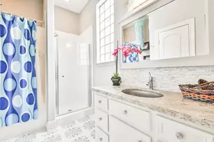 4736 Post Oak Timber Dr, Houston, TX 77056 - Photo 40