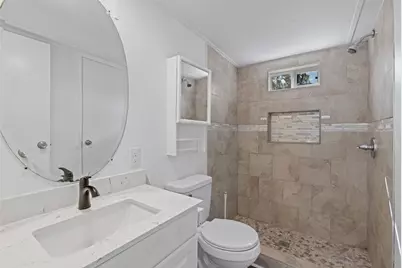 208 Yaupon Harbor, Onalaska, TX 77360 - Photo 6