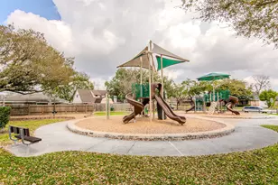 11731 McLain Blvd, Houston, TX 77071 - Photo 22