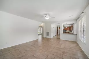 2723 Sterling Fields Dr, Pearland, TX 77584 - Photo 4