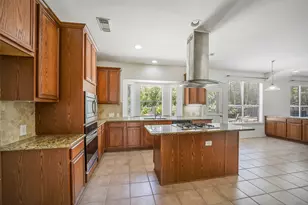 2723 Sterling Fields Dr, Pearland, TX 77584 - Photo 8