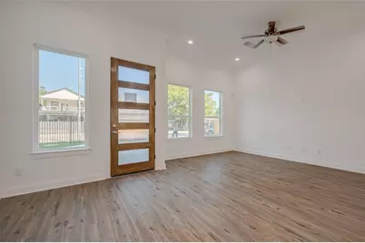 8449 Jutland Road #A, Houston, TX 77033 - Photo 2