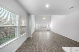 2126 Sanders Brook Dr, Baytown, TX 77521 - Photo 14
