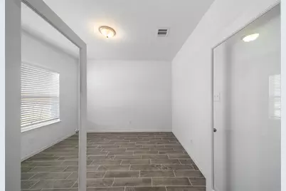 2126 Sanders Brook Drive, Baytown, TX 77521 - Photo 4