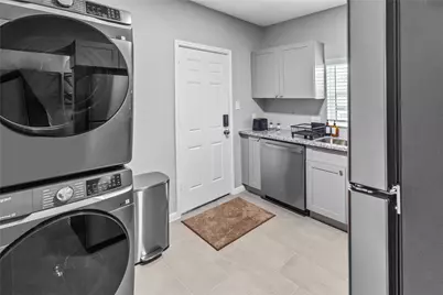 2824 Blodgett Street #4, Houston, TX 77004 - Photo 6