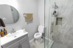 2824 Blodgett St, Houston, TX 77004 - Photo 22