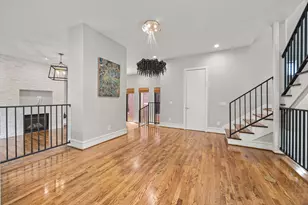1901 W 14th 1/2 St, Houston, TX 77008 - Photo 12