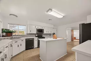7715 County Rd 383, Rosharon, TX 77583 - Photo 8