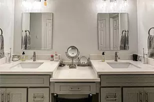 1201 Pech Rd, Houston, TX 77055 - Photo 16