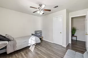4502 Sage Cir, Baytown, TX 77521 - Photo 16