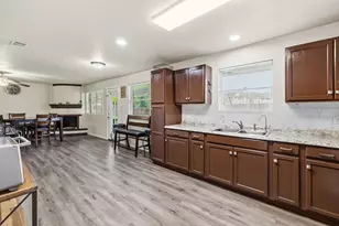 4502 Sage Cir, Baytown, TX 77521 - Photo 14