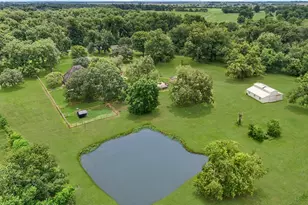 17126 County Rd 39, Rosharon, TX 77583 - Photo 18