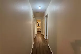 7718 Lacy Hill Dr, Houston, TX 77036 - Photo 10