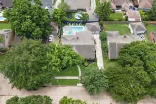 8215 Braes Meadow Dr, Houston, TX 77071 - Photo 2