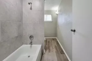 3121 Proswimmer St, Houston, TX 77088 - Photo 4
