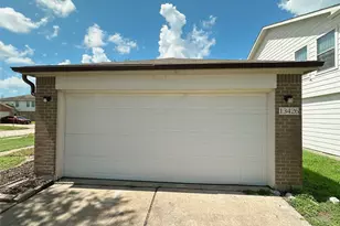 13426 Sanderford Ln, Houston, TX 77083 - Photo 16