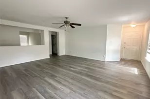13426 Sanderford Ln, Houston, TX 77083 - Photo 4