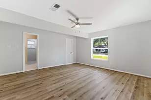 9326 Meadowbriar Ln, Houston, TX 77063 - Photo 20